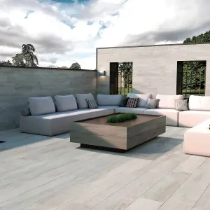 Fitz Matt White Wood Effect Porcelain Outdoor Tile - Pack of 2, 0.71m² - (L)1200x(W)295