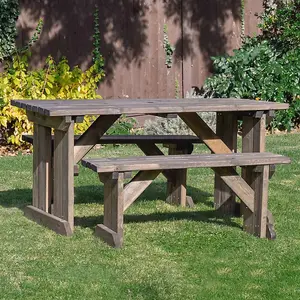 Tinwell 5ft Picnic Table and Bench Set - L152 x W158 x H72 cm - Rustic Brown