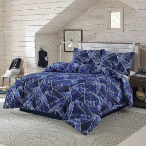 Jaxon Geometric Triangles Reversible Easy Care Printed Duvet Cover Bedding Set