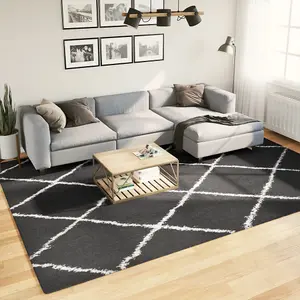 Shaggy Rug PAMPLONA High Pile Modern Black and Cream 240x340 cm