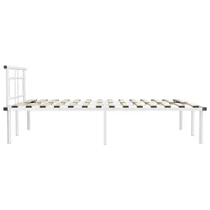 Berkfield Bed Frame White Metal 140x200 cm