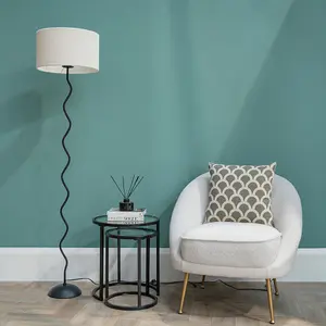 ValueLights Black Metal Wavy Stem Floor Lamp with a Cream Boucle Shade - Bulb Included