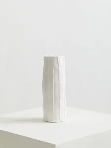 Interiors by Premier Traditional Stoneware White Large Vase, Versatile Flower Vase, Compact And Lightweight Vase For Flowers