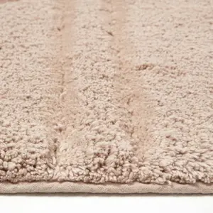 Homescapes Cotton Tufted Rug Union Jack Plain Embossed Mat Mink Beige,90 x 150 cm