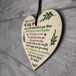 Red Ocean Handmade Mum Memorial Gift Grave Plaque Tribute Sign Wooden Heart Mum Birthday Gifts For Her