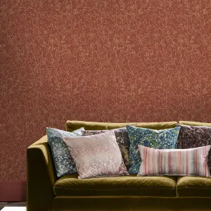 Clarissa Hulse Gypsophila Paprika & Gold effect Smooth Wallpaper