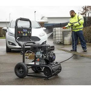 Petrol Powered Pressure Washer - 6.5hp Engine - 220bar - Self Priming Pump