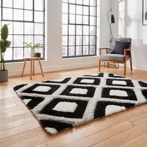 Black White Shaggy Modern Easy to Clean Geometric Rug For Dining Room -80cm X 150cm