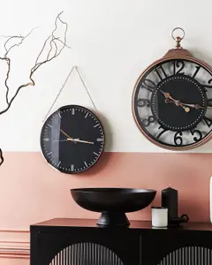 Beliani Modern Wall Clock BEZAS Black