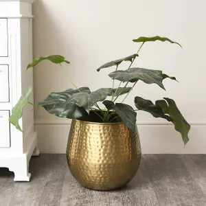 Melody Maison Medium Gold Hammered Metal Planter 30cm x 28cm