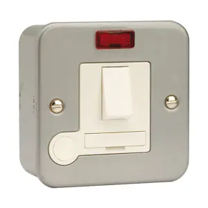 Click Scolmore Metal Clad 13A Fused Spur Switched Connection Unit With Neon