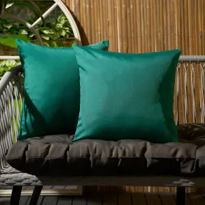 Brentfords 2 x Cushion Cover Filled Water Resistant Outdoor, 45 x 45cm - Green