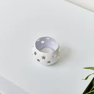 Melody Maison Small White Tealight Candle Holder - 8cm