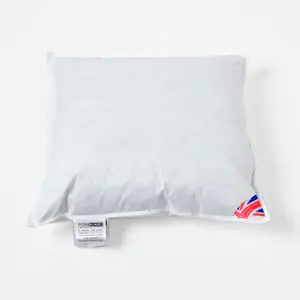 Homescapes Duck Down Cushion Pads Inner Insert Filler Machine Washable 45 x 45 cm (18 x 18")