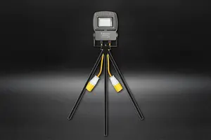 LinkStar Twin 100W Kit, 2x 100W Floodlights with 2.2m swing legged tripod stand, 24,000 Lumens