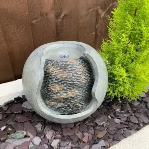 Pebble Urn Modern Solar Water Feature