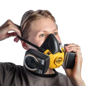 Dewalt A2P3 Half Mask Respirator Face Mask Medium with Extra A2P3 Filters