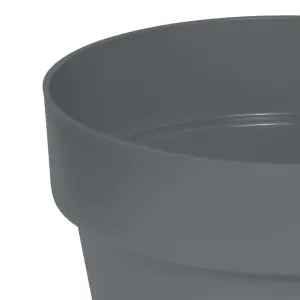 Verve Nurgul Matt Dark grey Polypropylene Plant pot (Dia) 20cm, (H)17.7cm, 3.5L