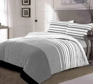 Duvet Cover Set Maximus Square Stripe Lines Printed Easy Care Reversible Printed Quilt Cover Bedding Set