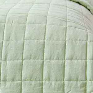 Homescapes Cotton Quilted Reversible Bedspread Sage Green & Cream, 150 x 200 cm