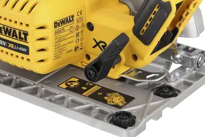 DEWALT DCS572N 18v Circular saw 185mm blade