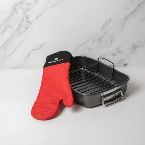 MasterClass Carbon Steel Roasting Pan with Rack and Silicone Single Oven Glove