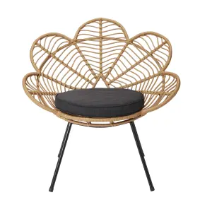 Frula Rattan effect Flower Occasional chair (H)860mm (W)840mm (D)700mm