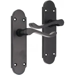 EAI - Shaped Victorian Scroll Door Handles Latch Summer Pattern - 170mm - Matt Black