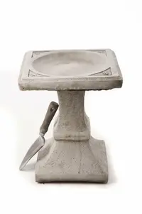 Imperial Design Birdbath with Square Top