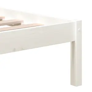 Berkfield Bed Frame White Solid Wood 135x190 cm 4FT6 Double