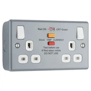 BG MC522RCD Metalclad Twin RCD Switch Socket 13A 2 Gang (Latching / Passive)