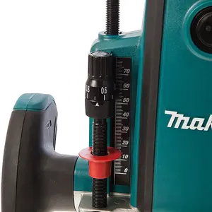 MAKITA RP2303FCJ 240v Plunge router 1/2" collet