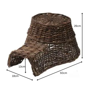 Large 50cm wicker Hedgehog house, breeding or hibernation shelter