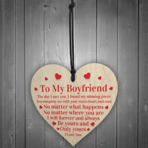 Red Ocean My Boyfriend Valentines Gifts for Him, Couple Gifts for Boyfriend - Wooden Heart Sign,