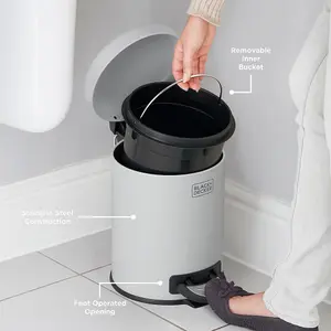 BLACK+DECKER 61339 5L Grey Dome Shaped Pedal Bin With Soft Close Lid