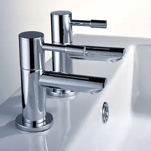 Nes Home Remy Basin & Bath Filler Mixer Taps Chrome