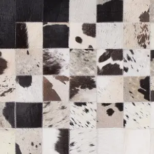 Cowhide Area Rug 140 x 200 cm Black and White KEMAH