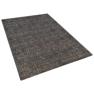 Viscose Area Rug 160 x 230 cm Grey and Gold ESEL