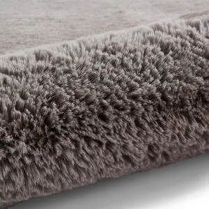 Grey Shaggy Plain Modern Machine Made Polyester Easy to Clean Rug for Living Room and Bedroom-80cm X 150cm