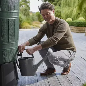 Garden Lake 200L Litre Wood Effect Green Barrel Water Butt with Child Safe Locking Lid, Stand & Rain Diverter Drainpipe Kit.