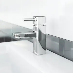 Nes Home Boston Bathroom Basin Sink Mono Mixer Tap Chrome Solid Brass with Basin Waste