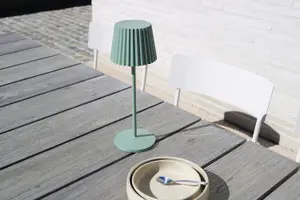 Lucide Justine Cottage Rechargeable Table lamp Outdoor - LED Dim. 2700K - IP54 - With wireless charging pad - Green