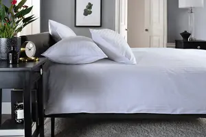 The Lyndon Company Canterbury Sateen Stripe Cotton Duvet Bedlinen White