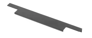 LIND - edge handle - 796mm, black