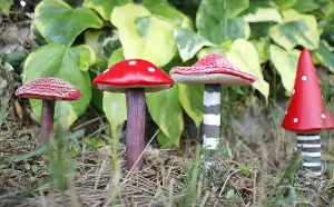 4pc Mushroom Fairy Garden Ornaments - Red