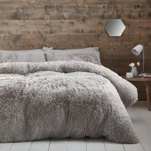 Cuddly Faux Fur Duvet Cover Set with Pillowcases Silver / Double - 2 Standard Pillowcases