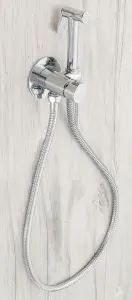 Rea Chrome Colour Finishing Brass Bidet Tap Ceramic Mixer Expendable Handle 1.2m Hose