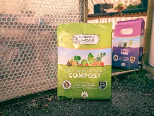 Harmony Gardens Fruit & Veg Compost 40L - Peat Free