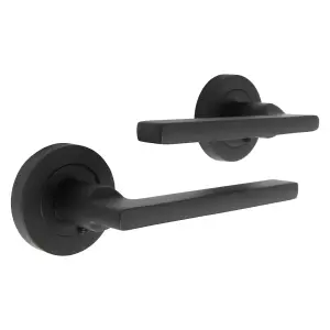 UNO Door Handle Modern Matt Black Lever on Rose Internal Internal Handles + 64mm Latch & Hinges