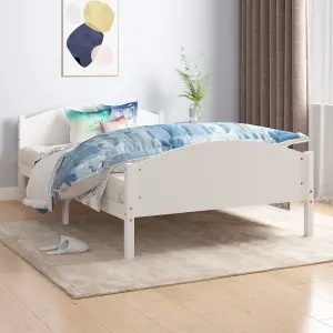 Berkfield Bed Frame White Solid Pine Wood 140x200 cm